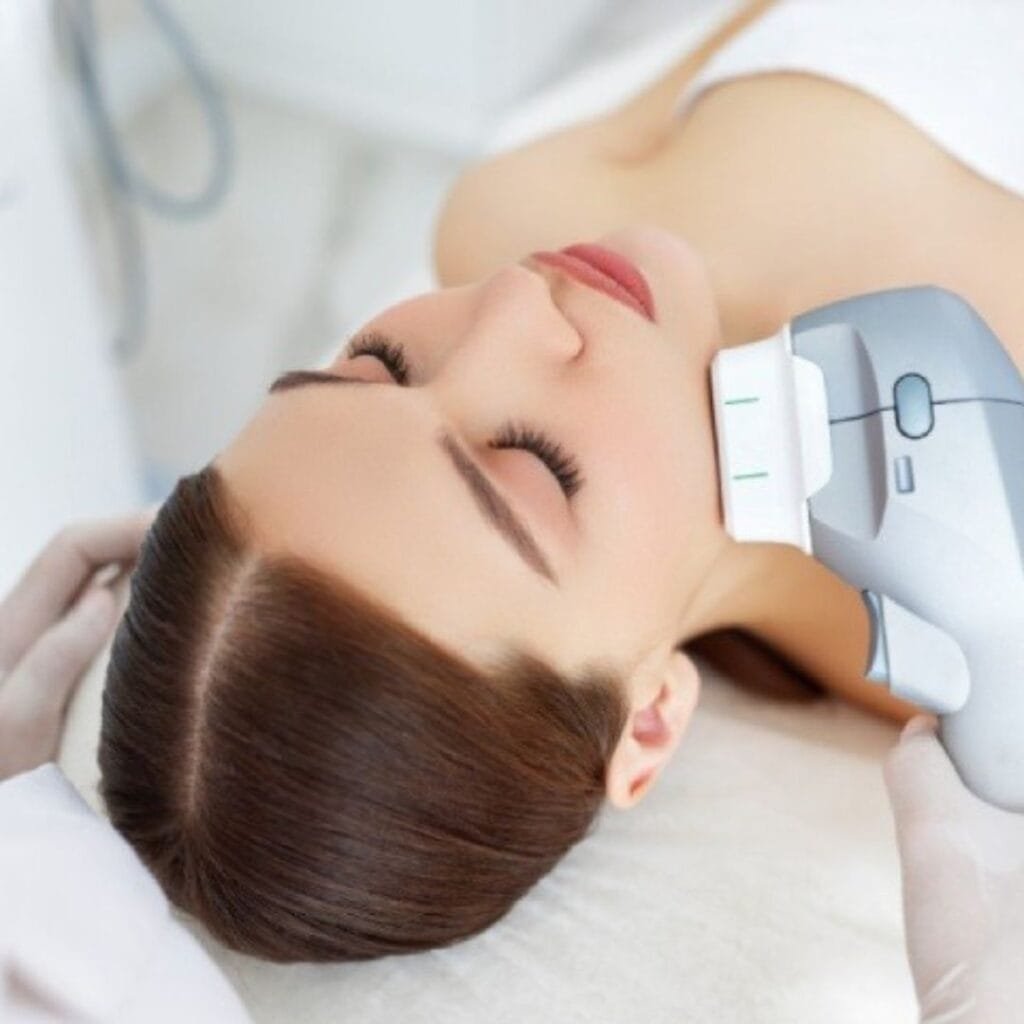 best hifu treatment given at facelit clinic